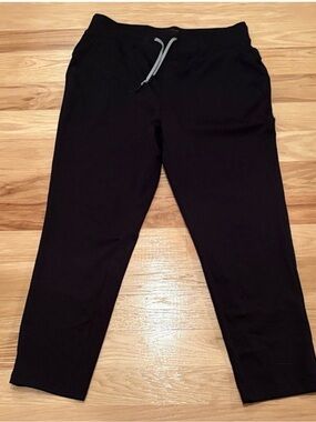 Yogalicious Women's Black Joggers Size Medium EUC